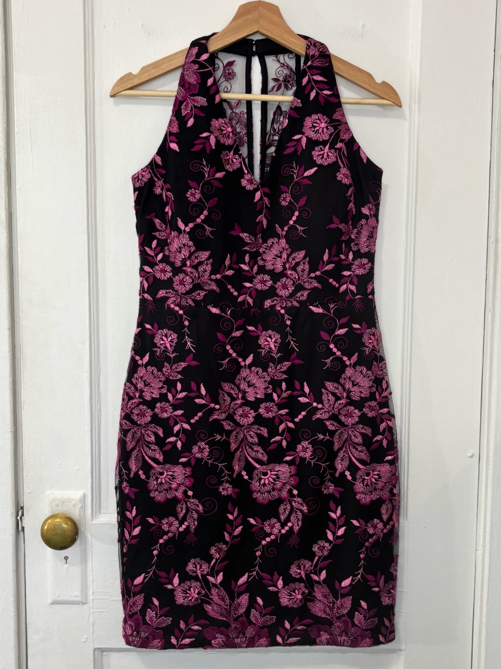 Siena Women's Black w/ Pink Floral Embroidered Mesh Halter Neck Mini Dress, Sz 8